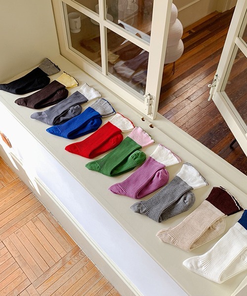 SANSeLF（サンセルフ）の「【SANSeLF】 バイカラーリブソックス メロウフリル シンプルロング丈 ストリートカジュアル saa25a011（ソックス/靴下・レディース・グリーン/ブラウン/グレー/パープル/オートミール・FREE）」の12枚目の写真