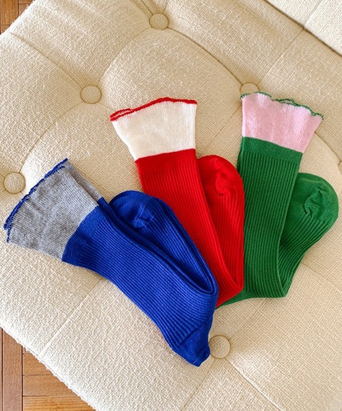 SANSeLF（サンセルフ）の「【SANSeLF】 バイカラーリブソックス メロウフリル シンプルロング丈 ストリートカジュアル saa25a011（ソックス/靴下・レディース・グリーン/ブラウン/グレー/パープル/オートミール・FREE）」の14枚目の写真