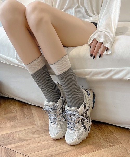 SANSeLF（サンセルフ）の「【SANSeLF】 バイカラーリブソックス メロウフリル シンプルロング丈 ストリートカジュアル saa25a011（ソックス/靴下・レディース・グリーン/ブラウン/グレー/パープル/オートミール・FREE）」の8枚目の写真