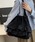 Doux Belle�i�h�D�[�x���j�́u�t�����f�U�C���V�����_�[�o�b�O�i�V�����_�[�o�b�O�j�v�b�u���b�N