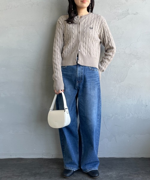 FRED PERRY（フレッドペリー）の「[FRED PERRY/フレッドペリー] 別注 ケーブルニット カーディガン（カーディガン/ボレロ・レディース・ワイン/ライトグレー/ネイビー・8/10）」の4枚目の写真