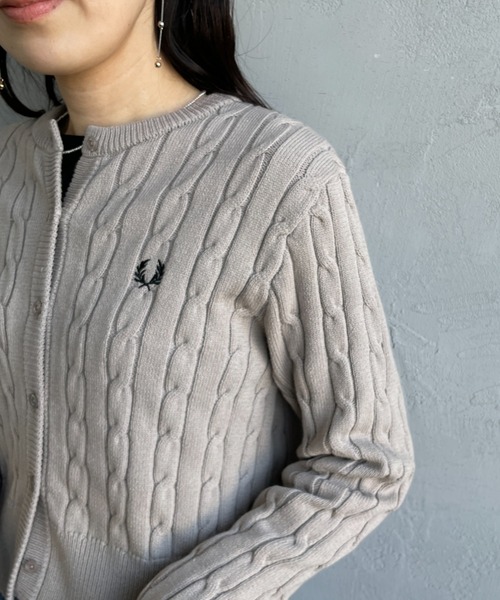 FRED PERRY（フレッドペリー）の「[FRED PERRY/フレッドペリー] 別注 ケーブルニット カーディガン（カーディガン/ボレロ・レディース・ワイン/ライトグレー/ネイビー・8/10）」の19枚目の写真