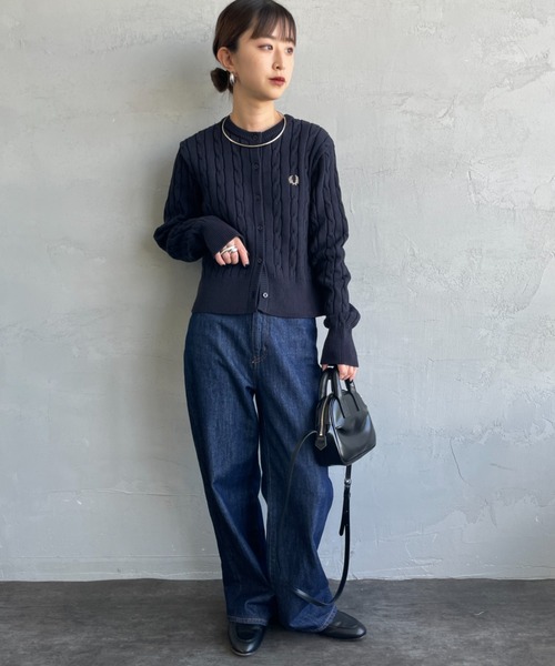 FRED PERRY（フレッドペリー）の「[FRED PERRY/フレッドペリー] 別注 ケーブルニット カーディガン（カーディガン/ボレロ・レディース・ワイン/ライトグレー/ネイビー・8/10）」の6枚目の写真