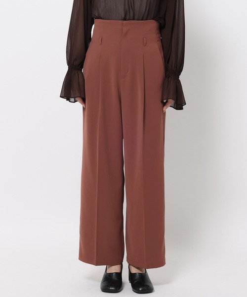 mysty woman(ミスティウーマン)の「リボンベルトタックパンツ2 583286(その他パンツ・レディース・ブラック/ブラウン系その他/ホワイト系その他・FREE)」の4枚目の写真