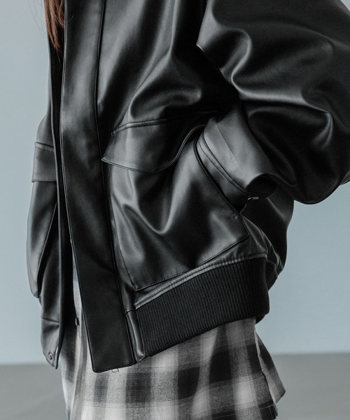 LOWRYS FARM（ローリーズファーム）の「【LFM(U)】フェイクレザーブルゾン　 571331（ブルゾン・メンズ・ブラック・MEDIUM/LARGE）」の14枚目の写真