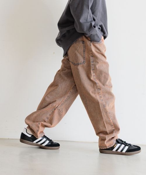 BAYFLOW（ベイフロー）の「[存在感抜群!主役級!!]オーバーダイデニム(KIDS)（デニムパンツ・キッズ・オレンジ/イエロー・110cm/120cm/130cm/140cm/150cm）」の2枚目の写真