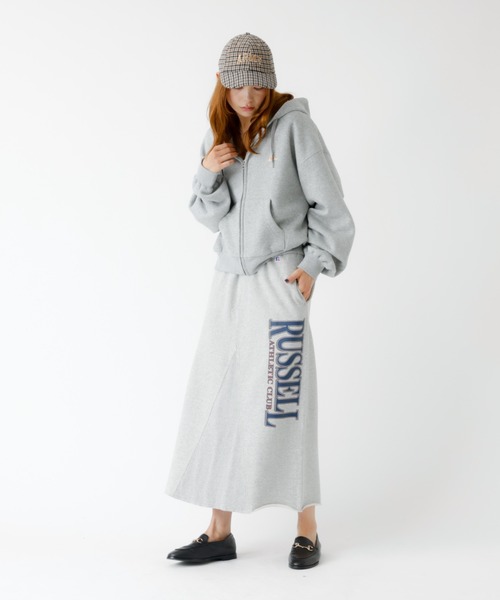 KELTY(ケルティ)の「【KELTY/ケルティ】ミニロゴクロップドジップパーカー / フーディ(パーカー・レディース・グレー/ブラック・フリー)」の12枚目の写真