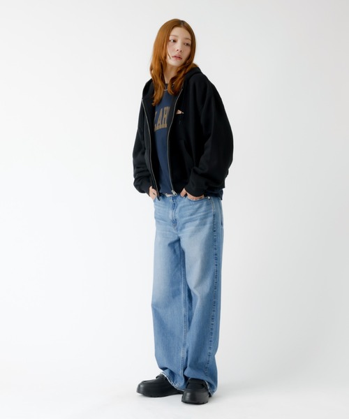 KELTY(ケルティ)の「【KELTY/ケルティ】ミニロゴクロップドジップパーカー / フーディ(パーカー・レディース・グレー/ブラック・フリー)」の19枚目の写真