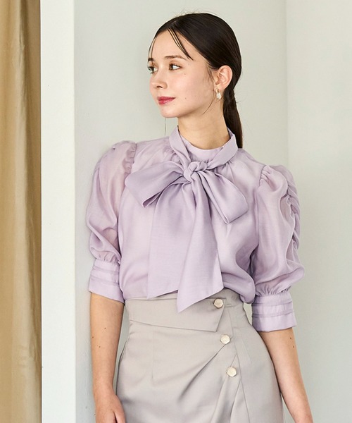 31 Sons de mode（トランテアン　ソン　ドゥ　モード）の「2025秋冬新作 シャーリングシアーボウタイブラウス（シャツ/ブラウス・レディース・ラベンダー/グリーン/オフホワイト・ﾌﾘ-）」の5枚目の写真
