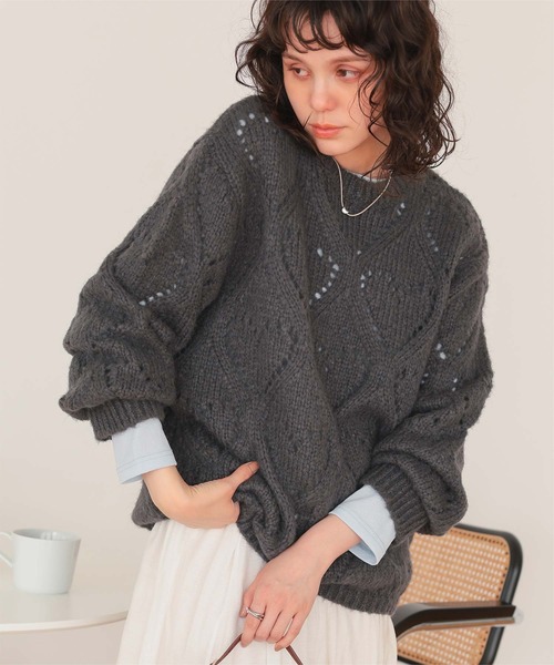 titivate(ティティベイト)の「ハート透かし柄モヘアタッチニット(ニット/セーター・レディース・チャコール/レッド/グレー/アイボリー・M)」の3枚目の写真