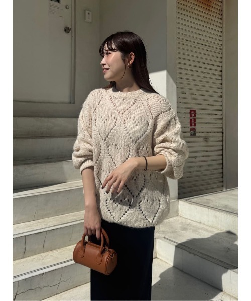 titivate(ティティベイト)の「ハート透かし柄モヘアタッチニット(ニット/セーター・レディース・チャコール/レッド/グレー/アイボリー・M)」の9枚目の写真