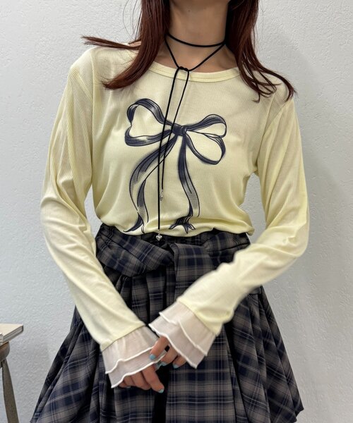 w closet（ダブルクローゼット）の「【25AW】袖フリルリボンロングTシャツ（Tシャツ/カットソー・レディース・オフホワイト/グレー/チャコールグレー/イエロー/パープル・FREE）」の5枚目の写真