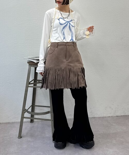 w closet（ダブルクローゼット）の「【25AW】袖フリルリボンロングTシャツ（Tシャツ/カットソー・レディース・オフホワイト/グレー/チャコールグレー/イエロー/パープル・FREE）」の10枚目の写真