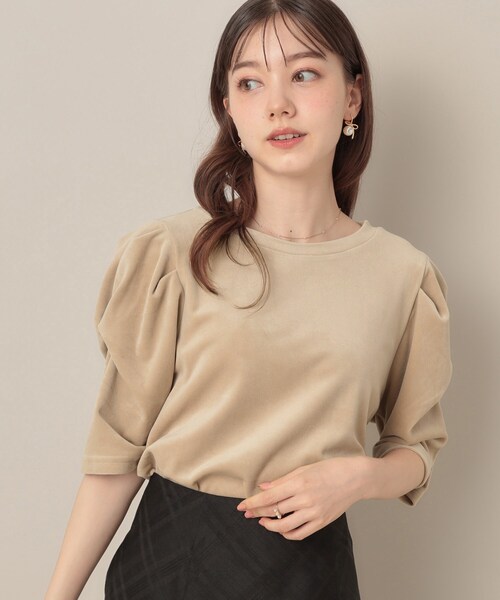 couture brooch(クチュールブローチ)の「ベロア5分袖Tシャツ(Tシャツ/カットソー・レディース・ブラック/ベージュ・40/38)」の7枚目の写真