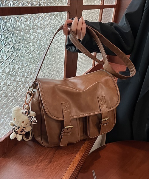 blackdia ocean(ブラックダイヤオーシャン)の「blackdia ocean レトロ フラップショルダーバッグ(ショルダーバッグ・レディース・ブラウン/ブラック/ダークブラウン・FREE)」の1枚目の写真