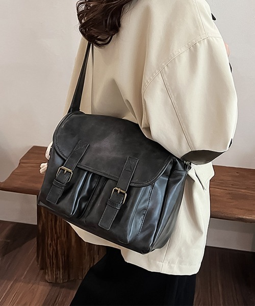 blackdia ocean(ブラックダイヤオーシャン)の「blackdia ocean レトロ フラップショルダーバッグ(ショルダーバッグ・レディース・ブラウン/ブラック/ダークブラウン・FREE)」の2枚目の写真