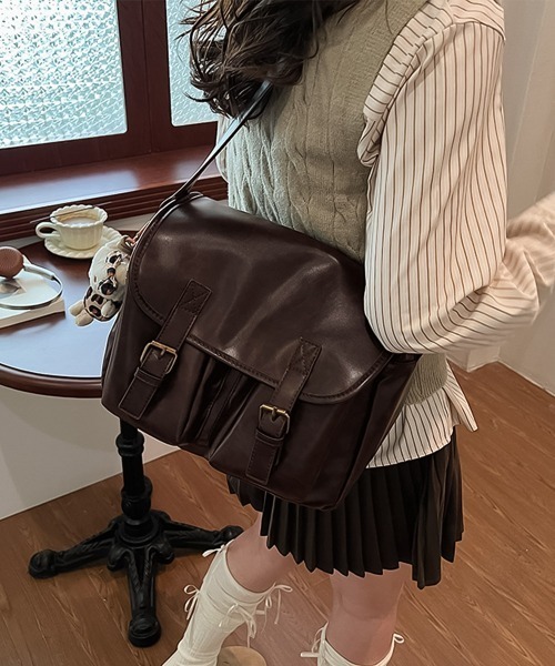 blackdia ocean(ブラックダイヤオーシャン)の「blackdia ocean レトロ フラップショルダーバッグ(ショルダーバッグ・レディース・ブラウン/ブラック/ダークブラウン・FREE)」の16枚目の写真