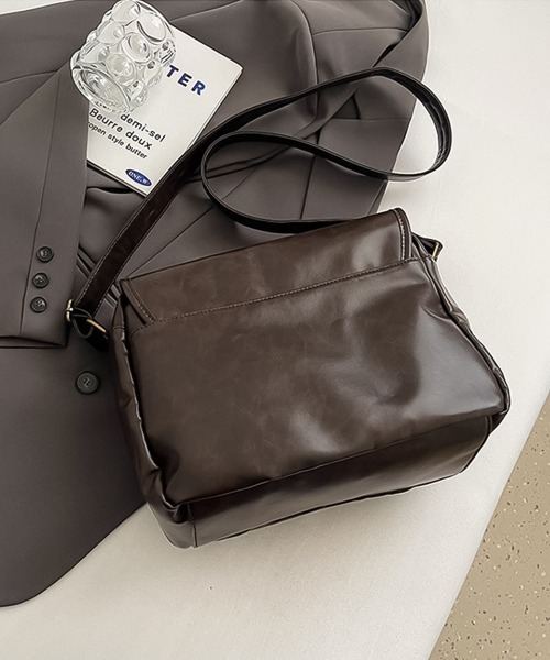 blackdia ocean(ブラックダイヤオーシャン)の「blackdia ocean レトロ フラップショルダーバッグ(ショルダーバッグ・レディース・ブラウン/ブラック/ダークブラウン・FREE)」の17枚目の写真