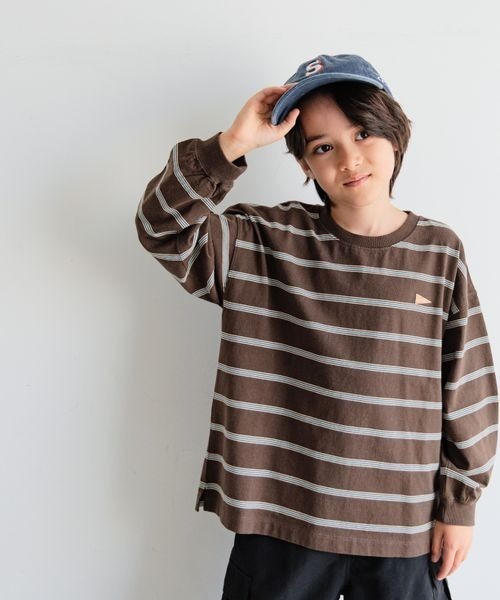 BAYFLOW（ベイフロー）の「[トレンドのワイドシルエット♪]SNOWボーダーTシャツ(KIDS)（Tシャツ/カットソー・キッズ・オフホワイト/ブラウン/チャコール・110cm/150cm/120cm/130cm/140cm）」の3枚目の写真