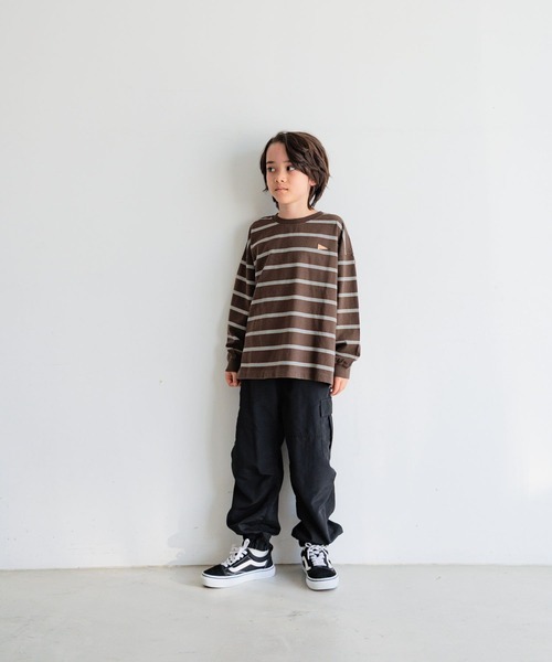 BAYFLOW（ベイフロー）の「[トレンドのワイドシルエット♪]SNOWボーダーTシャツ(KIDS)（Tシャツ/カットソー・キッズ・オフホワイト/ブラウン/チャコール・110cm/150cm/120cm/130cm/140cm）」の4枚目の写真