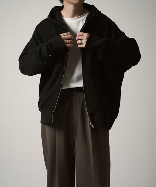 Lui's（ルイス）の「CHEMISE ZIPパーカー（パーカー・メンズ・ブラック/チャコールグレー・FREE）」の4枚目の写真