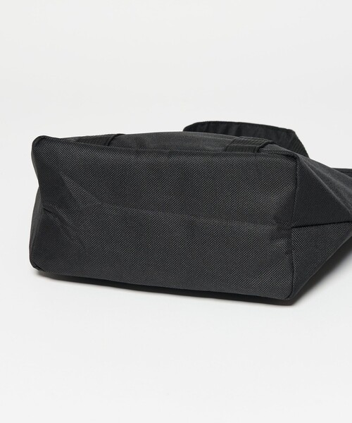 BEAUTY&YOUTH UNITED ARROWS(ビューティーアンドユースユナイテッドアローズ)の「【WEB限定】クーラー ロゴ トートバッグ -保冷・保温-(エコバッグ/サブバッグ・レディース・ブラック/その他1・FREE)」の13枚目の写真