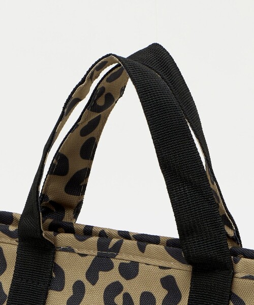 BEAUTY&YOUTH UNITED ARROWS(ビューティーアンドユースユナイテッドアローズ)の「【WEB限定】クーラー ロゴ トートバッグ -保冷・保温-(エコバッグ/サブバッグ・レディース・ブラック/その他1・FREE)」の22枚目の写真