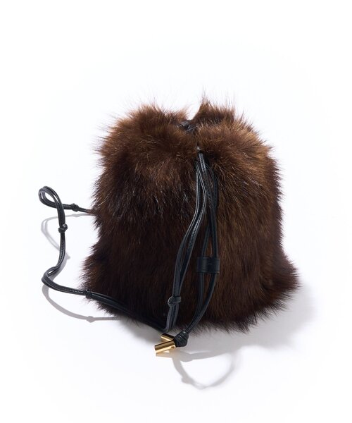 La boutique BonBon（ラブティックボンボン）の「【ヴィオラドーロ】ラクーンファー巾着ポシェット（トートバッグ・レディース・ブラウン・FREE）」の18枚目の写真