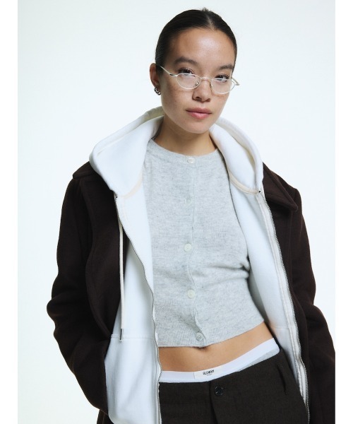 GLOWNY（グロウニ―）の「G CLASSIC WOOL CARDIGAN（カーディガン/ボレロ・レディース・ブラック/ブラウン/グレー・SMALL/MEDIUM）」の5枚目の写真