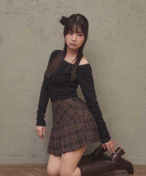 M DOLLY(エムドリー)の「half heart vortice tops/ハーフハートヴォルティチェトップス(Tシャツ/カットソー・レディース・グレー/ブラック・FREE)」の7枚目の写真