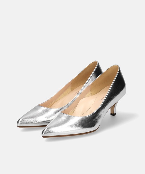 MAMIAN(マミアン)の「iCoN COLORS / ポインテッドトゥ パンプス (5.0cmヒール)(パンプス・レディース・ブラック/グレイッシュベージュ/ブラック系その他/ベージュ系その他/シルバー・23.5cm/24.0cm/24.5cm/23.0cm/22.5cm/25.0cm)」の22枚目の写真