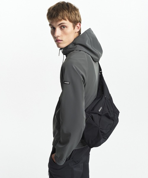AIGLE(エーグル)の「ソフトシェル フリースジャケット(ブルゾン・メンズ・グレー/ブラック・XL/M/S/L)」の22枚目の写真