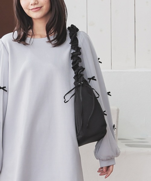 Honeys（ハニーズ）の「ギャザーショルダーバッグ（ショルダーバッグ・レディース・アイボリー/グレイッシュベージュ/ブラック/ブルーグレー・FREE）」の8枚目の写真