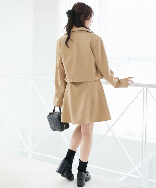 MAJESTIC LEGON（マジェスティックレゴン）の「ダブルブレストショートジャケット（その他アウター・レディース・ベージュ/グレー系その他/ブラック・MEDIUM）」の6枚目の写真