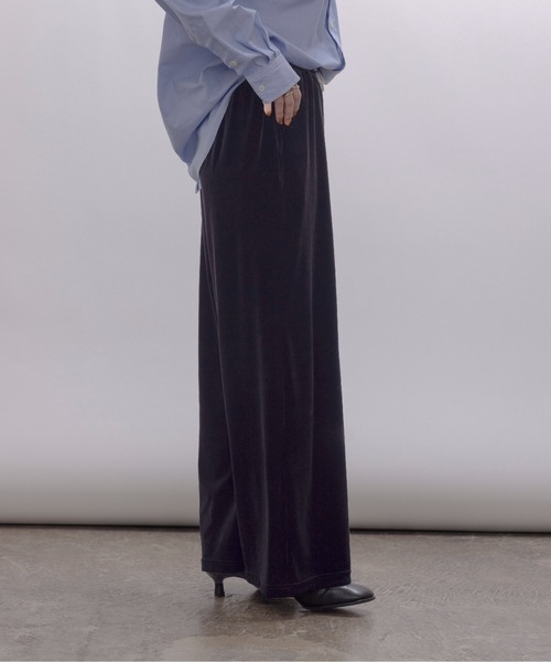 新品　今季　Eimee Law アシメサイドレースベロアパンツ　ブラック アシメサイドレースベロアパンツ Eimee Law│Eimee Law & LHELBIE 公式