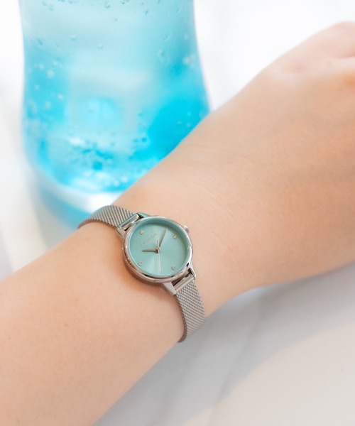 OLIVIA BURTON(オリビアバートン)の「「OLIVIA BURTON/オリビアバートン」 クラシック - ミニダイアル シルバー メッシュ 23mm(アナログ腕時計・メンズ・ターコイズブルー/ベビーピンク・FREE)」の2枚目の写真