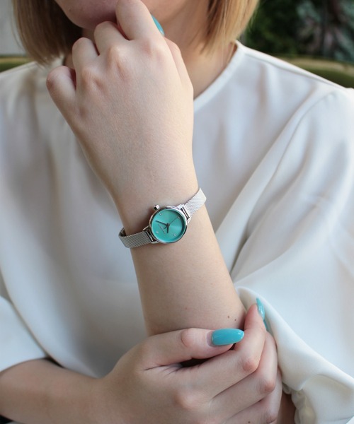 OLIVIA BURTON(オリビアバートン)の「「OLIVIA BURTON/オリビアバートン」 クラシック - ミニダイアル シルバー メッシュ 23mm(アナログ腕時計・メンズ・ターコイズブルー/ベビーピンク・FREE)」の3枚目の写真