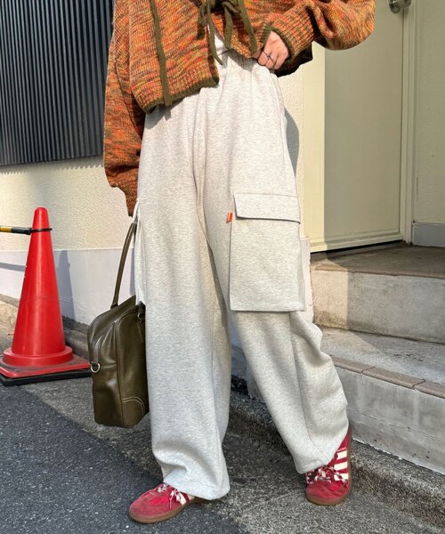 CIAOPANIC(チャオパニック)の「TCポンチスウェットカーゴパンツ(その他パンツ・レディース・ライトグレー/グレー・MEDIUM/LARGE)」の16枚目の写真