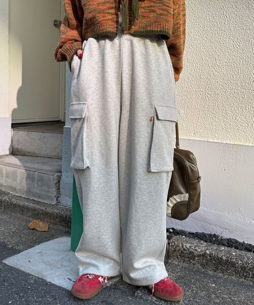 CIAOPANIC(チャオパニック)の「TCポンチスウェットカーゴパンツ(その他パンツ・レディース・ライトグレー/グレー・MEDIUM/LARGE)」の17枚目の写真
