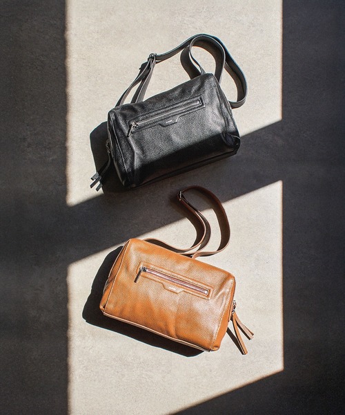 ROSE BUD（ローズバッド）の「(BEAURE)LEATHER BIG SHOULDER BAG（ショルダーバッグ・レディース・ブラック/ブラウン・ONE SIZE）」の4枚目の写真