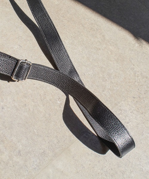 ROSE BUD（ローズバッド）の「(BEAURE)LEATHER BIG SHOULDER BAG（ショルダーバッグ・レディース・ブラック/ブラウン・ONE SIZE）」の12枚目の写真