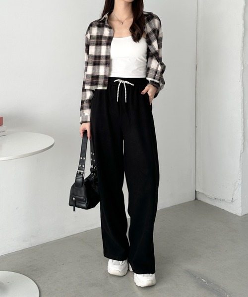 CLEA(クレア)の「ワイドストレートスウェットパンツ(スウェットパンツ・レディース・オートミール/ネイビー/グレー/ブラック/アイボリー・M)」の14枚目の写真