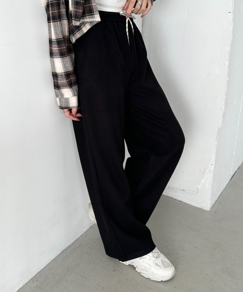 CLEA(クレア)の「ワイドストレートスウェットパンツ(スウェットパンツ・レディース・オートミール/ネイビー/グレー/ブラック/アイボリー・M)」の16枚目の写真