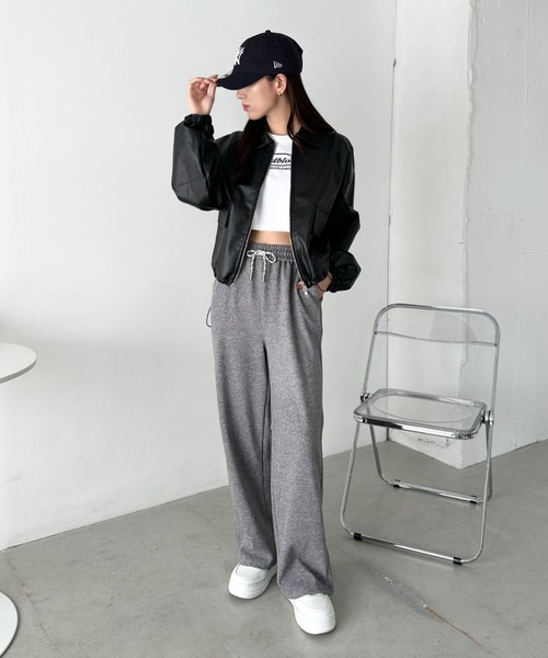 CLEA(クレア)の「ワイドストレートスウェットパンツ(スウェットパンツ・レディース・オートミール/ネイビー/グレー/ブラック/アイボリー・M)」の22枚目の写真