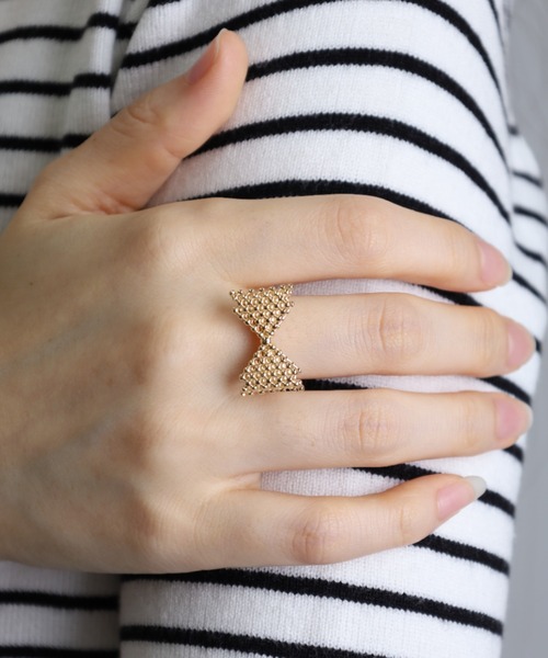 Vini（ヴィニ）の「3D ribbon ビーズ リング　( フリーサイズ )（リング・レディース・シルバー/ゴールド・FREE）」の14枚目の写真