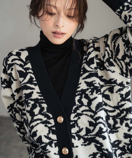 セール】【2025AW】Vネック ジャガード ニット カーディガン リーフ柄