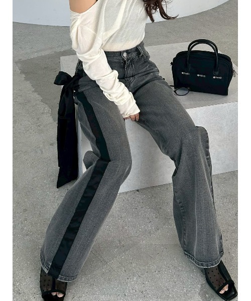 セール】リボンモチーフストレートワイドデニム（デニムパンツ）｜FRAY