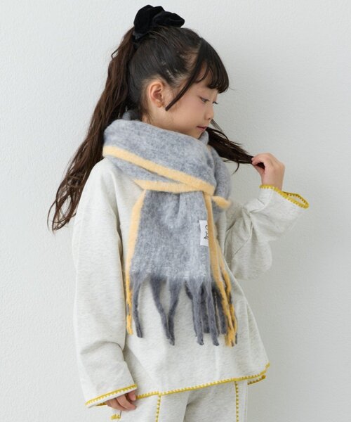 CIAOPANIC TYPY（チャオパニックティピー）の「【KIDS】静電気防止洗える太フリンジマフラー(OSORO)（マフラー・キッズ・グレー/オフホワイト/レッド/ブルー・ONE SIZE）」の15枚目の写真