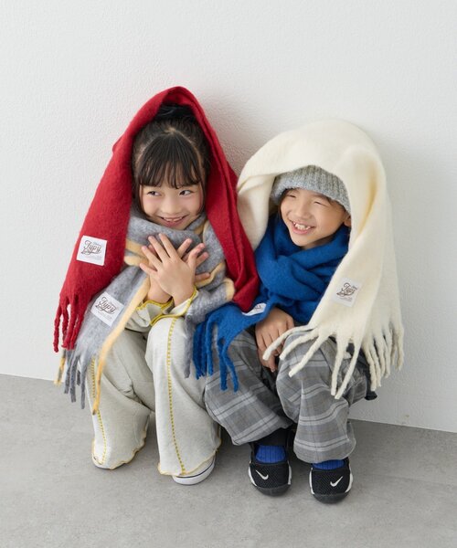 CIAOPANIC TYPY（チャオパニックティピー）の「【KIDS】静電気防止洗える太フリンジマフラー(OSORO)（マフラー・キッズ・グレー/オフホワイト/レッド/ブルー・ONE SIZE）」の21枚目の写真