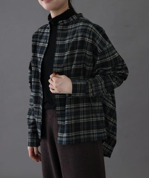 FORK&SPOON（フォークアンドスプーン）の「FORK&SPOON　ブラッシュドチェックシャツ（シャツ/ブラウス・レディース・ベージュ系その他/ブラック系その他・1）」の7枚目の写真